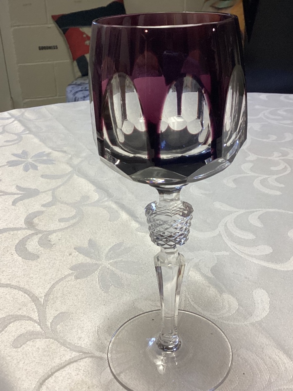 NACHTMANN. Burgundy cut to Crystal wine glass ANTIKA.